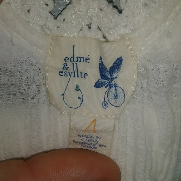 Light weight tank top. - Picture 4 of 4